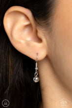 Load image into Gallery viewer, Paparazzi Lost On The Wind Black Necklace