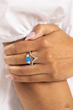 Load image into Gallery viewer, Paparazzi Chevron Celebrity Blue Ring