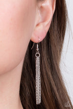 Load image into Gallery viewer, Paparazzi Queen of the Cosmos Green Necklace