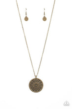 Load image into Gallery viewer, Paparazzi Summer Homestead Brass Necklace