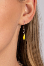Load image into Gallery viewer, Paparazzi Bold Buds Yellow Necklace