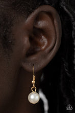 Load image into Gallery viewer, Paparazzi True Loves Trove Gold Necklace