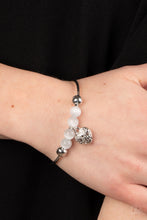 Load image into Gallery viewer, Paparazzi Vintage Vows White Bracelet
