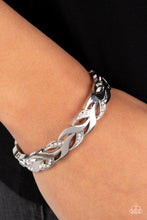 Load image into Gallery viewer, Paparazzi Editor-in-LEAF White Hinge Bracelet
