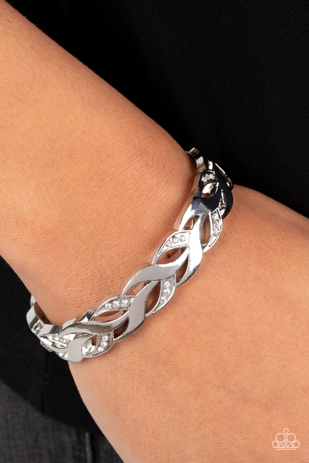 Paparazzi Editor-in-LEAF White Hinge Bracelet