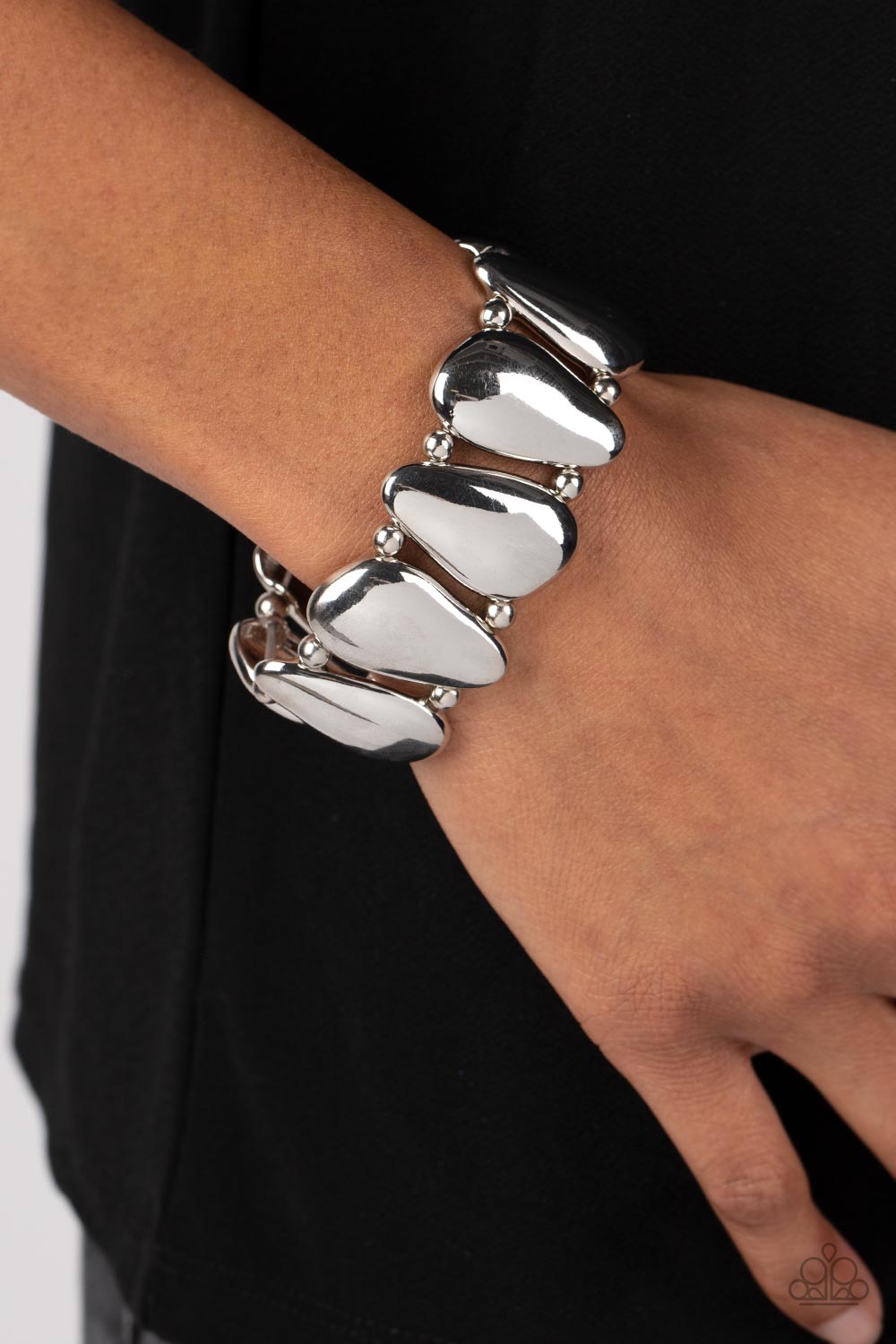 Paparazzi Classy Cave Silver Stretchy Bracelet