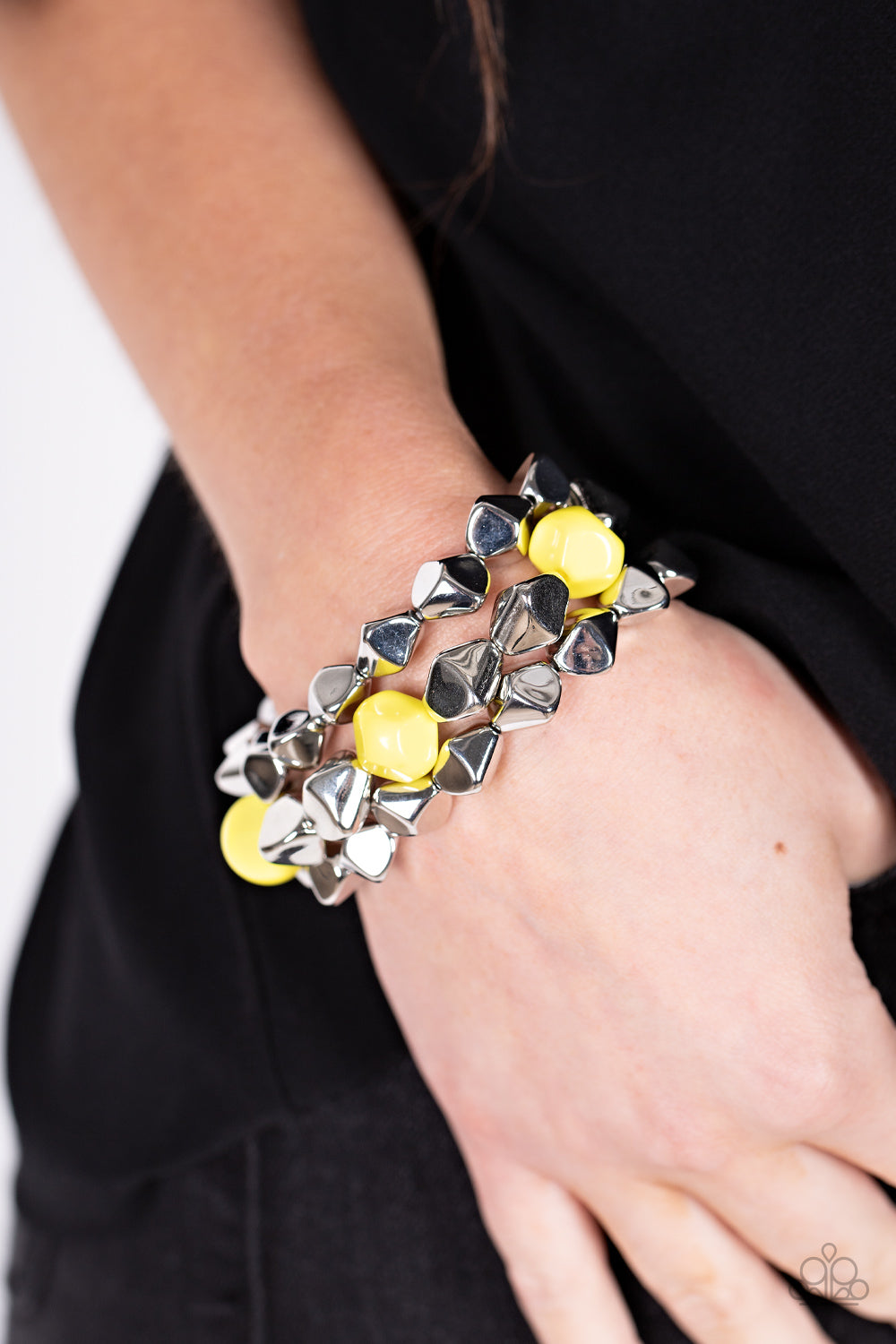 Paparazzi A Perfect Tenacious Yellow Bracelet