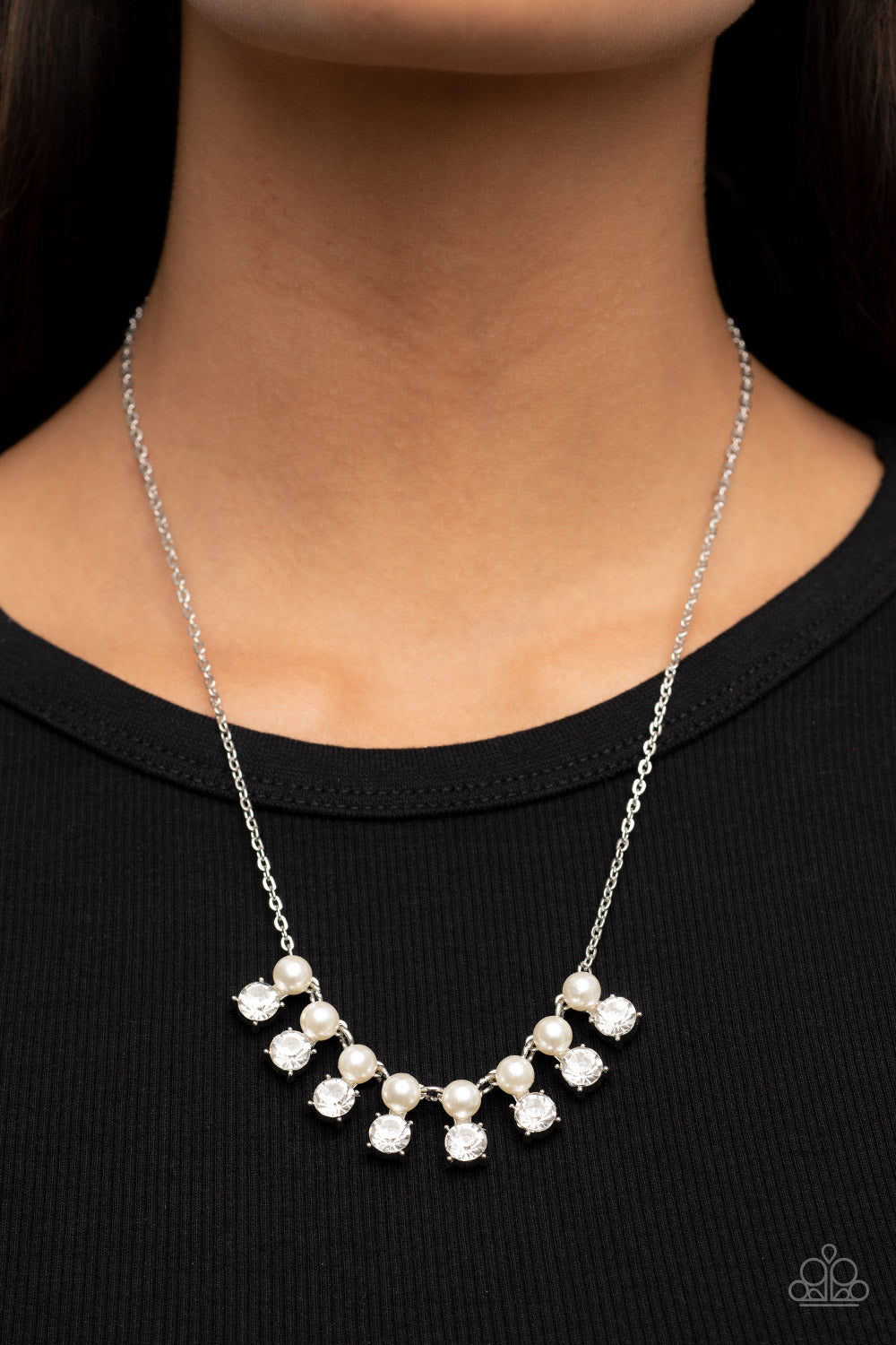 Paparazzi Dashingly Duchess White Necklace